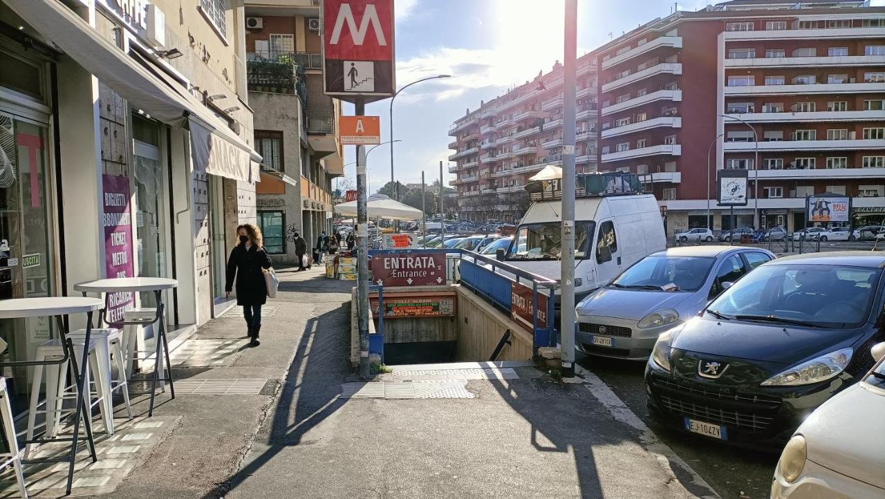 Ferienwohnung Casa Mia Metro A 100Mt Rom Exterior foto